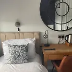 Abbey Court ゲストハウス カーライル