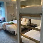 Abbey Court 4*