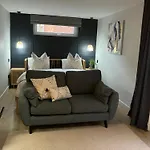 Abbey Court 4*