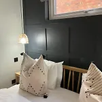 Abbey Court 4*